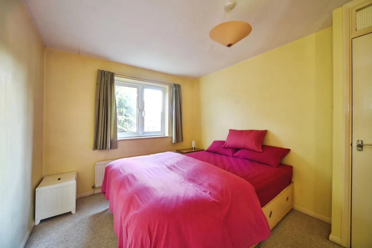 Marshalls Close, London, N11, photo 15