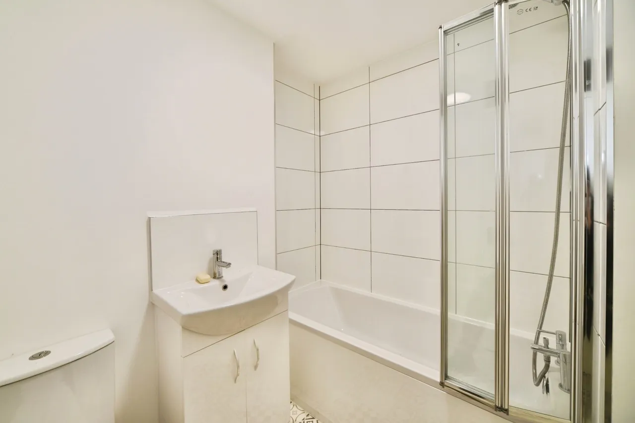 Marshalls Close, London, N11, photo 13