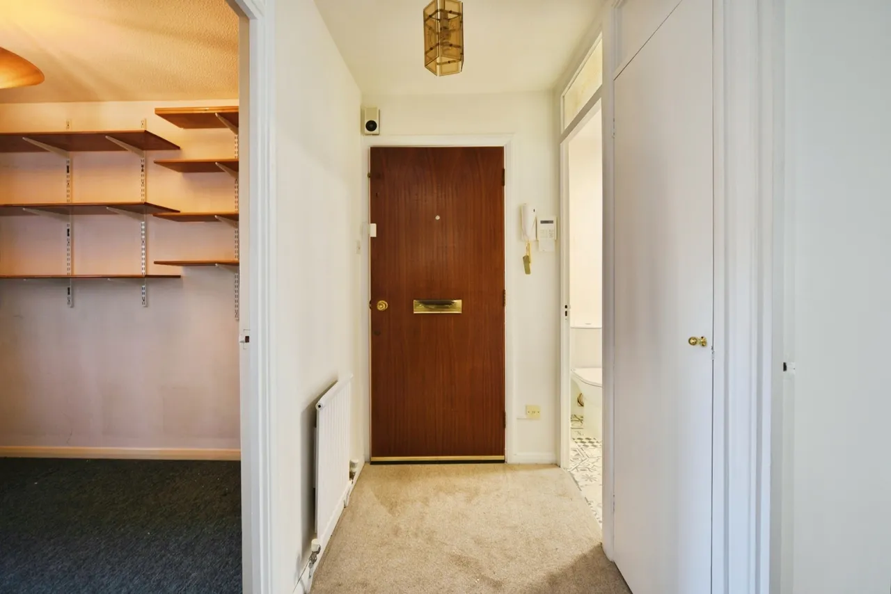 Marshalls Close, London, N11, photo 12