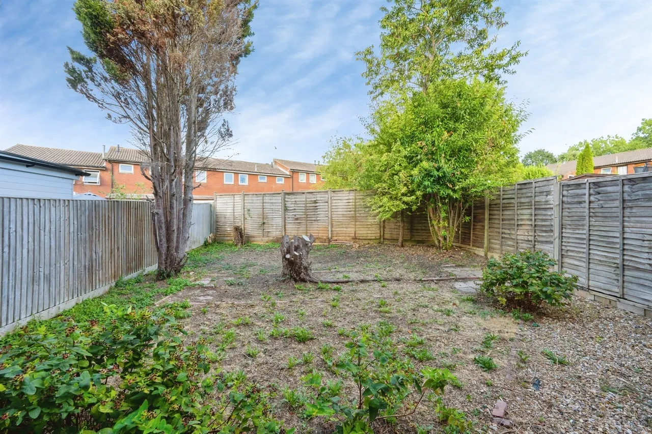 Welland Road, Aylesbury, HP21, photo 16