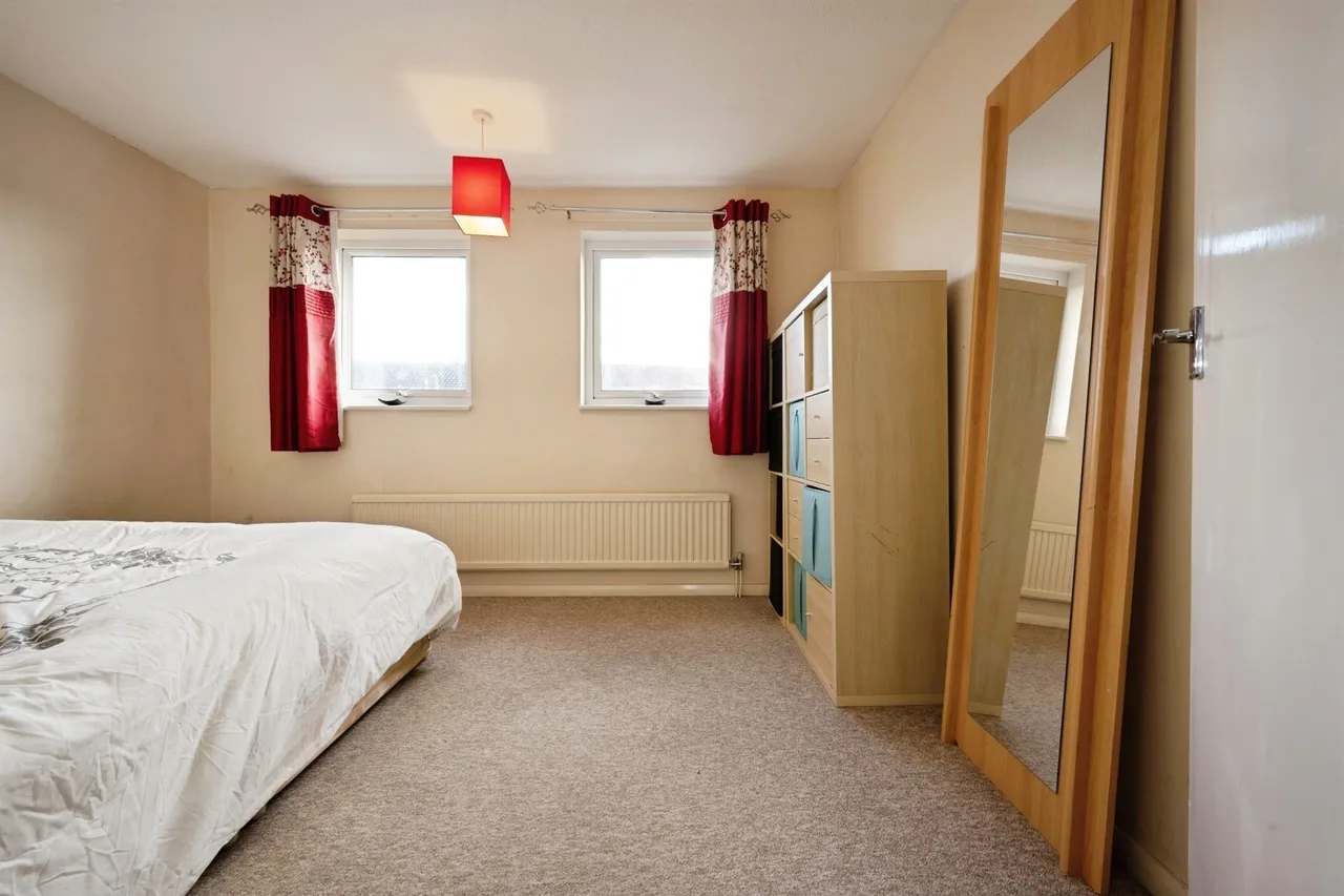 Welland Road, Aylesbury, HP21, photo 13