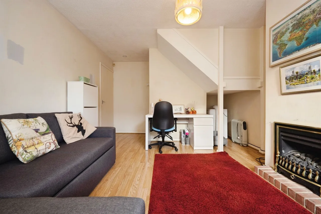Welland Road, Aylesbury, HP21, photo 5