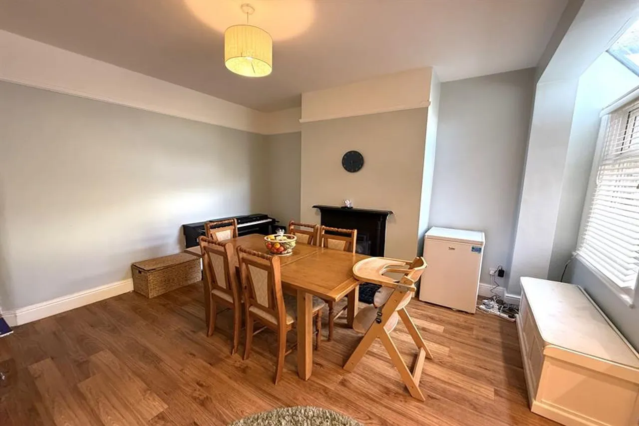 Cranford Avenue, Sale, photo 5
