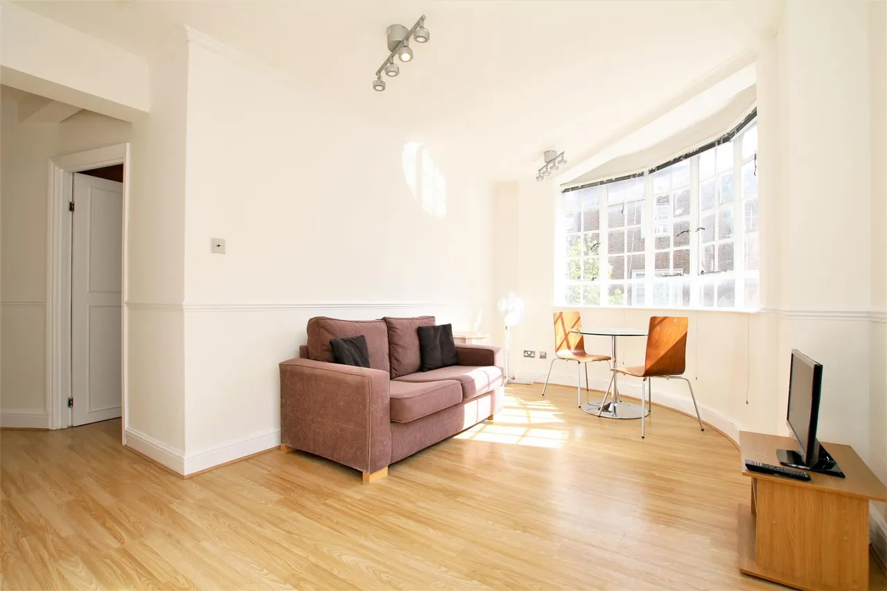 Chelsea Cloisters, Sloane Avenue, London, SW3 3EE, photo 2