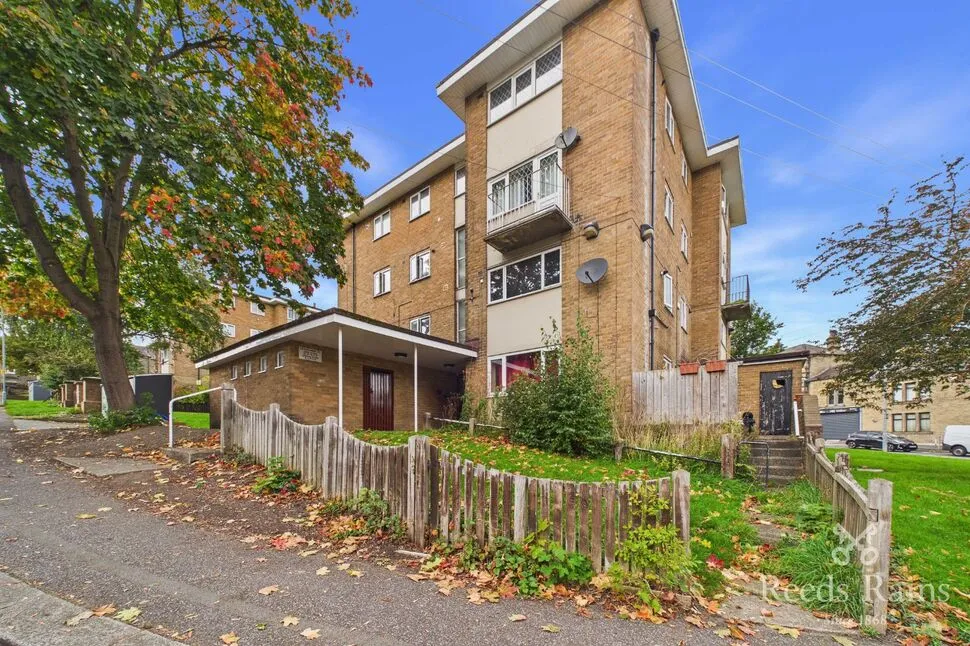 3 bed flat for sale, Devonshire Street, Huddersfield, HD1