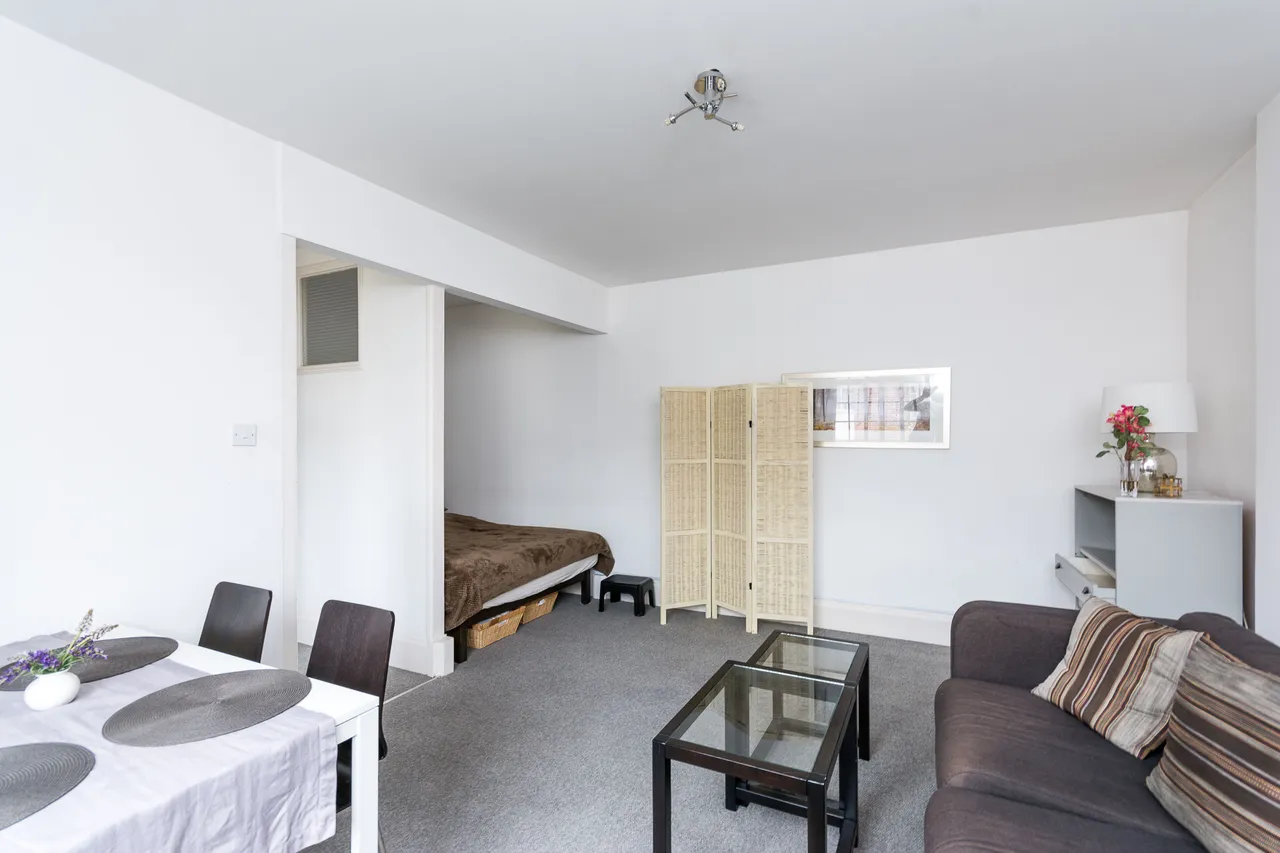 43 Meriden Court, Chelsea Manor Street, London, photo 4