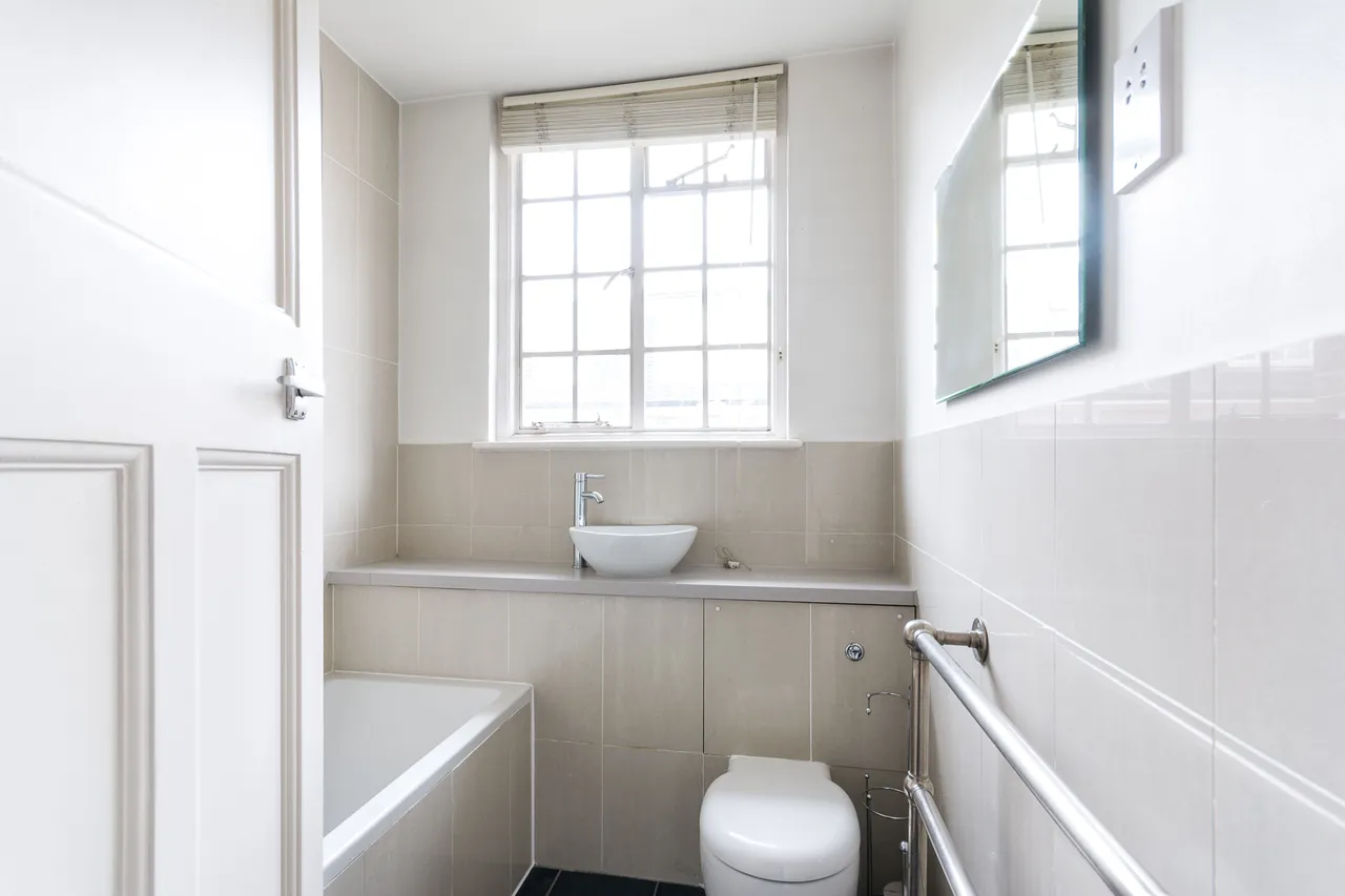 43 Meriden Court, Chelsea Manor Street, London, photo 6