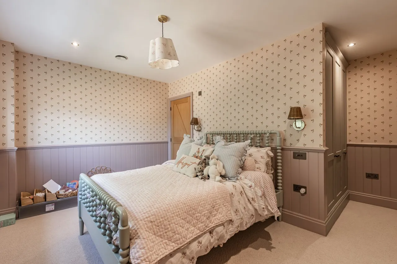 Exceptional Detached Home in Walpole, photo 17
