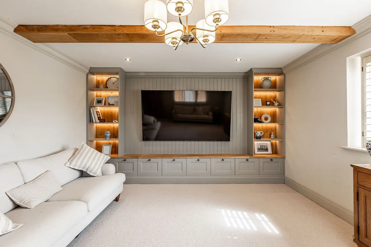 Exceptional Detached Home in Walpole, photo 10