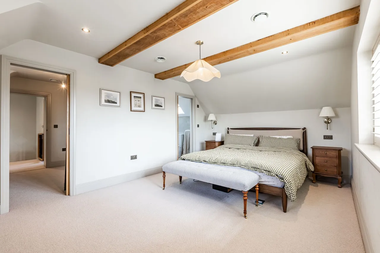 Exceptional Detached Home in Walpole, photo 14