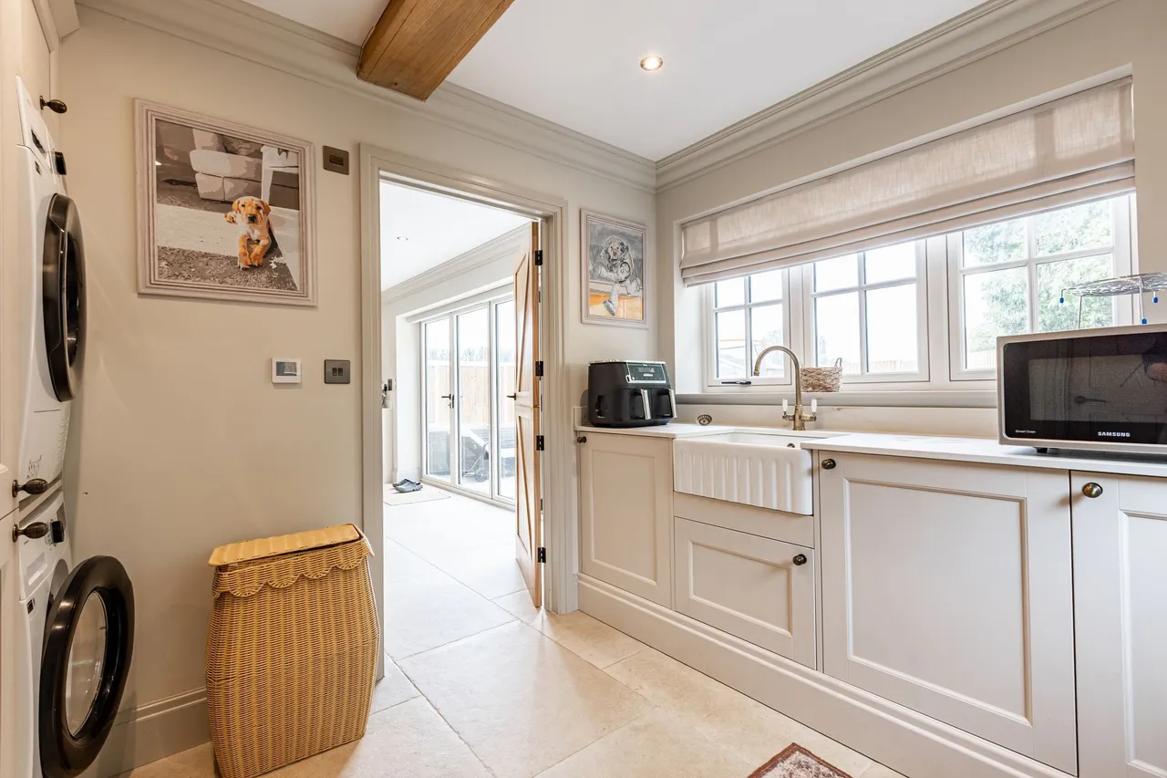 Exceptional Detached Home in Walpole, photo 8