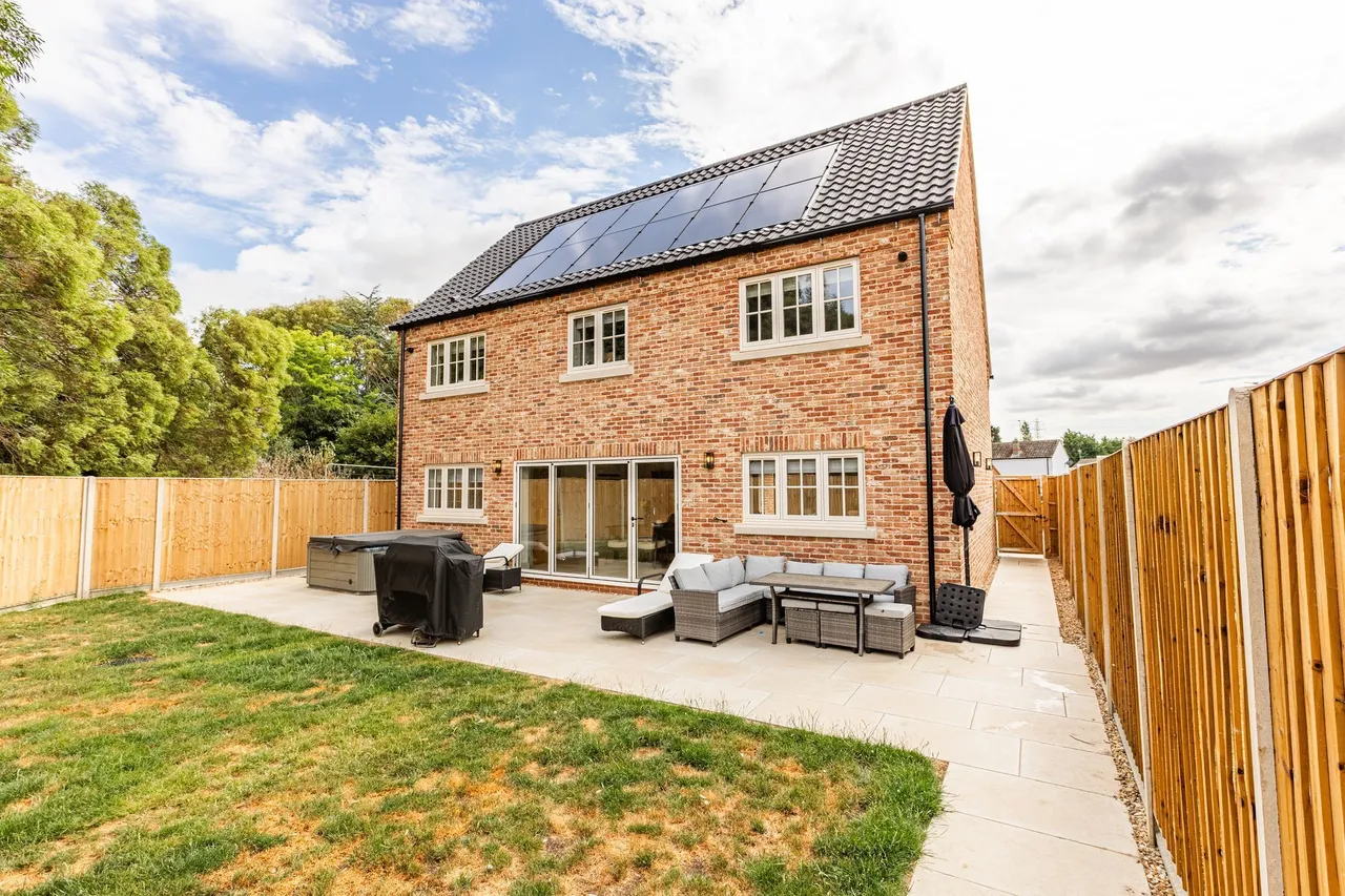 Exceptional Detached Home in Walpole, photo 4
