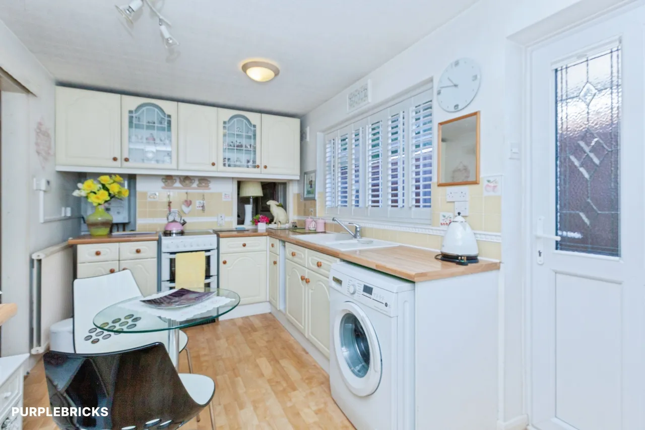 Alan Close, Leicester, LE4, photo 9