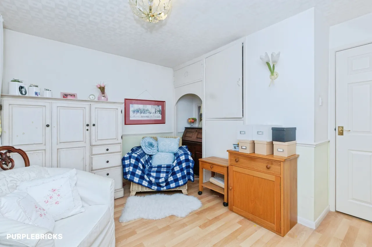 Alan Close, Leicester, LE4, photo 16
