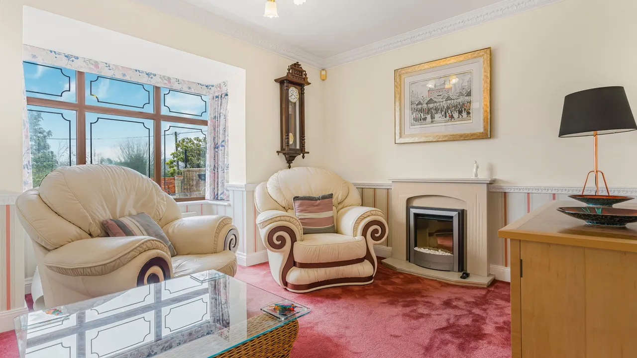 Watling Street, Hints, B78, photo 15