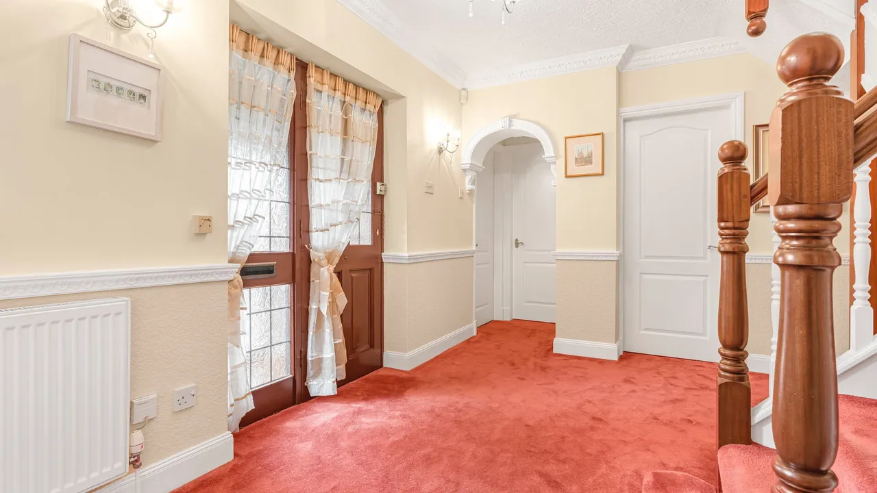 Watling Street, Hints, B78, photo 18