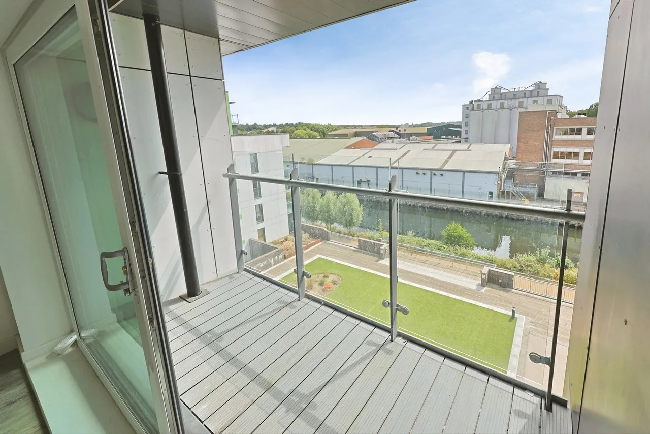 Geoffrey Watling Way, Norwich, Norfolk, NR1, photo 9