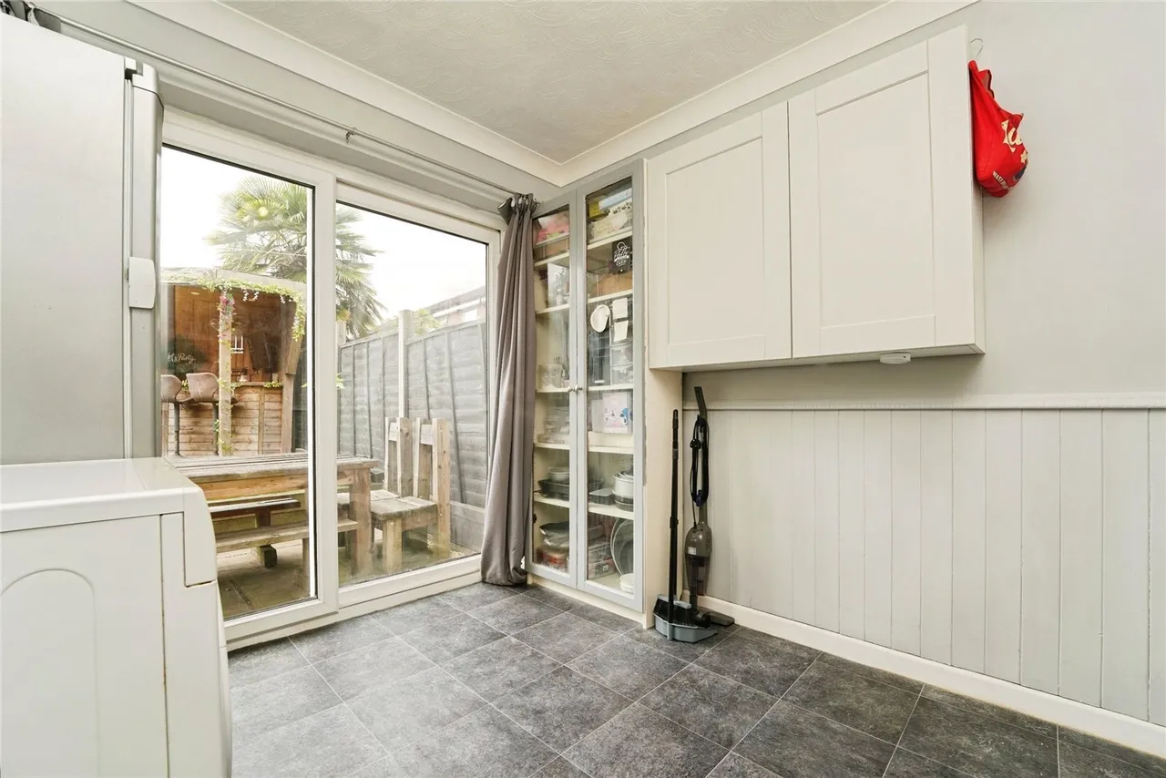 Overbrook Road, Hardwicke, Gloucester, Gloucestershire, GL2, photo 11