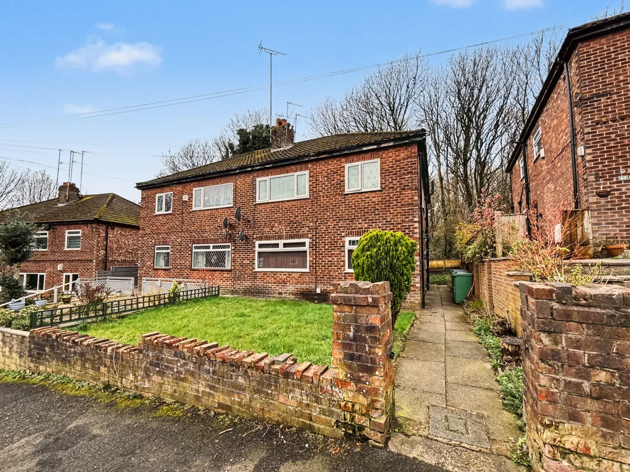 2 bed flat for sale, Mountside Crescent, Prestwich, M25