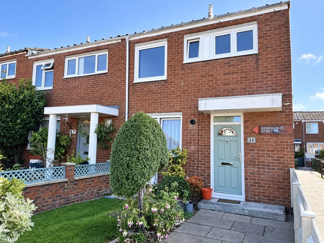 3 bed house for sale, Kingham Close, London, SW18
