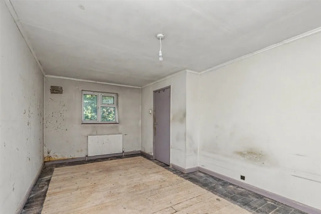 Bouldish Farm Road, ASCOT, photo 11