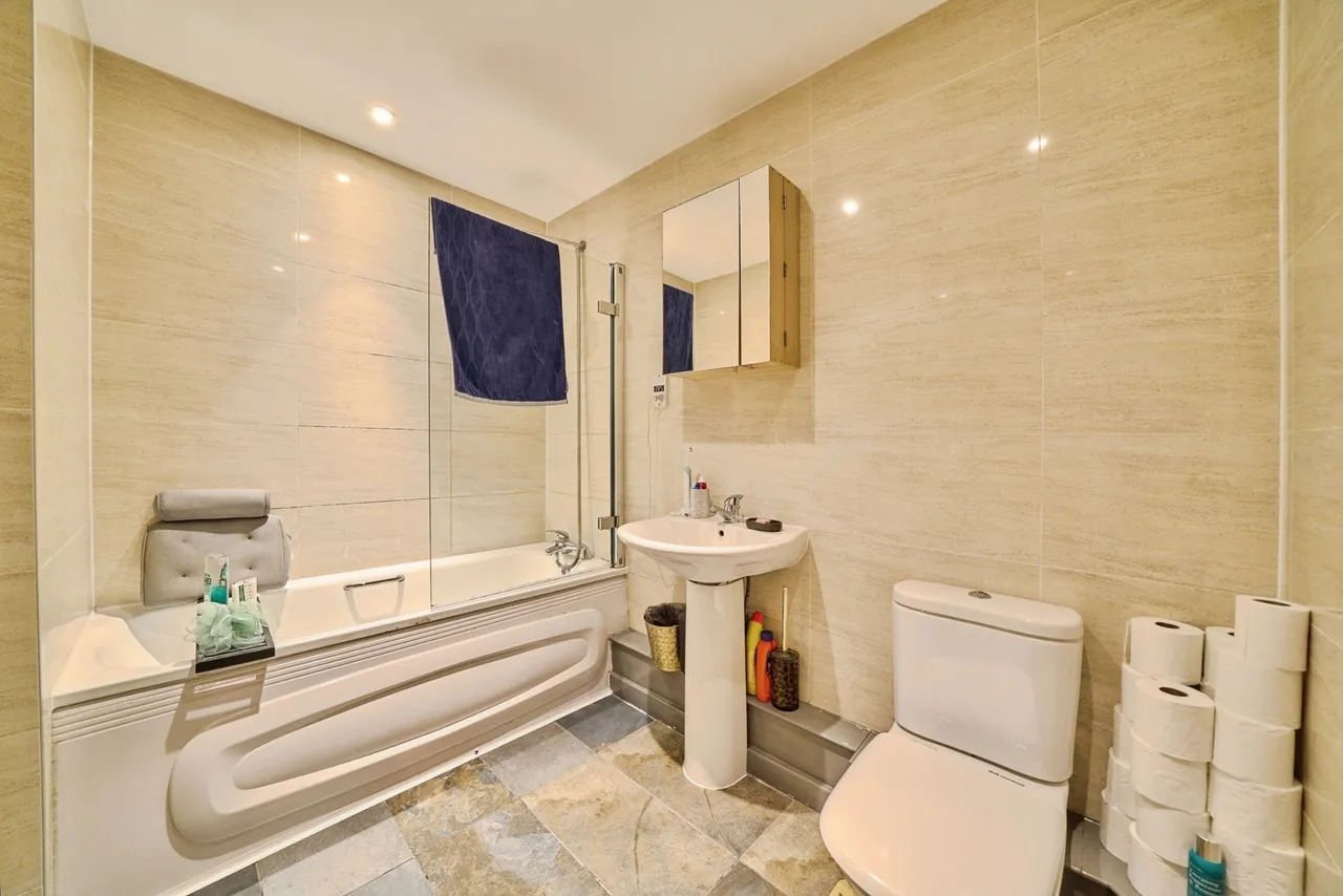 Pancras Way, London, E3, photo 14