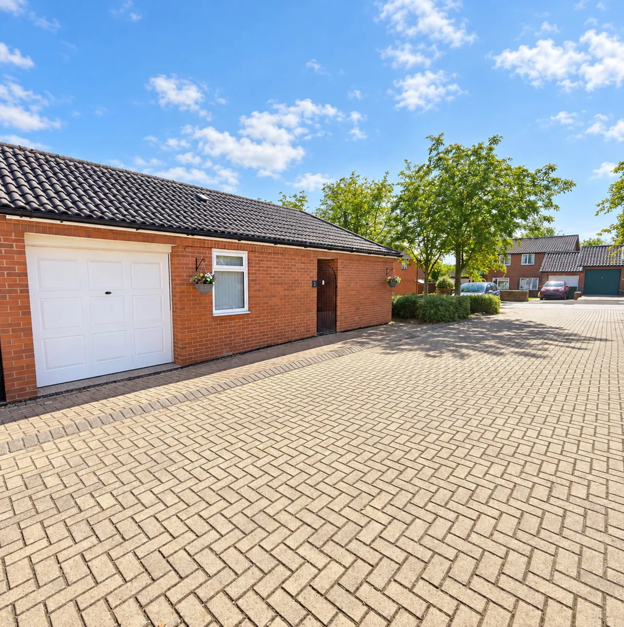 Buscot Place, Great Holm, MK8, photo 2