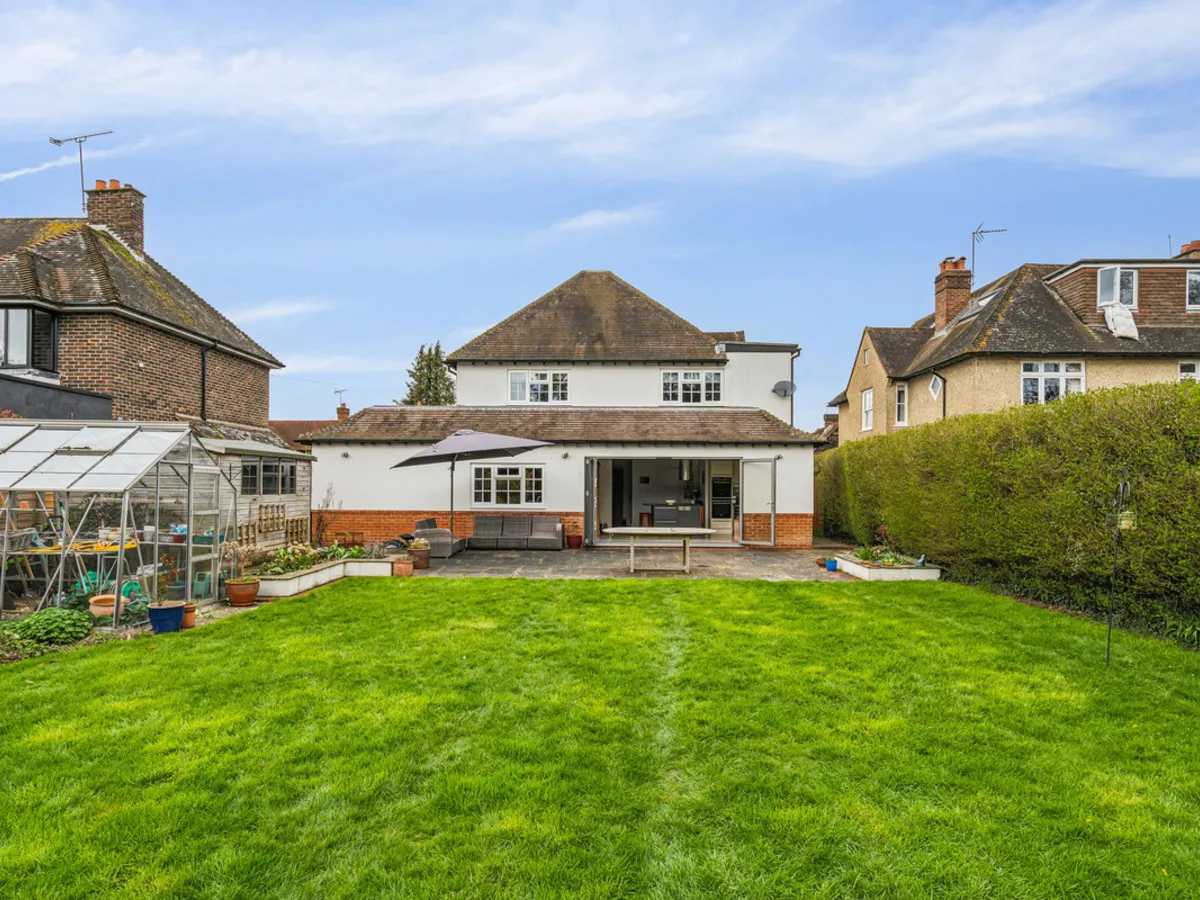Menin Way, Farnham, GU9, photo 3