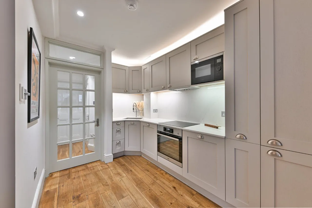 Cathcart Road, Chelsea, London, SW10 9NN, photo 9