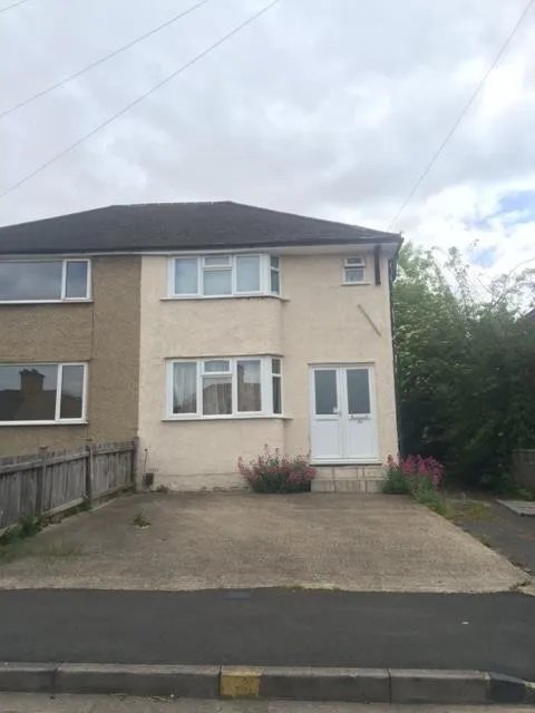 3 bed house to rent, Derwent Avenue, Headington, OX3