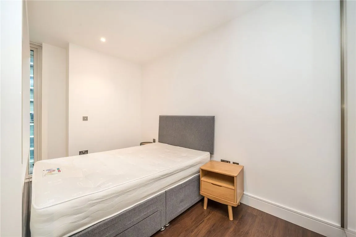 Harbour Way, Canary Wharf, photo 5