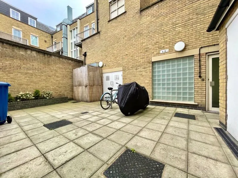 8 Hendre Road, London SE1 5NH, photo 7