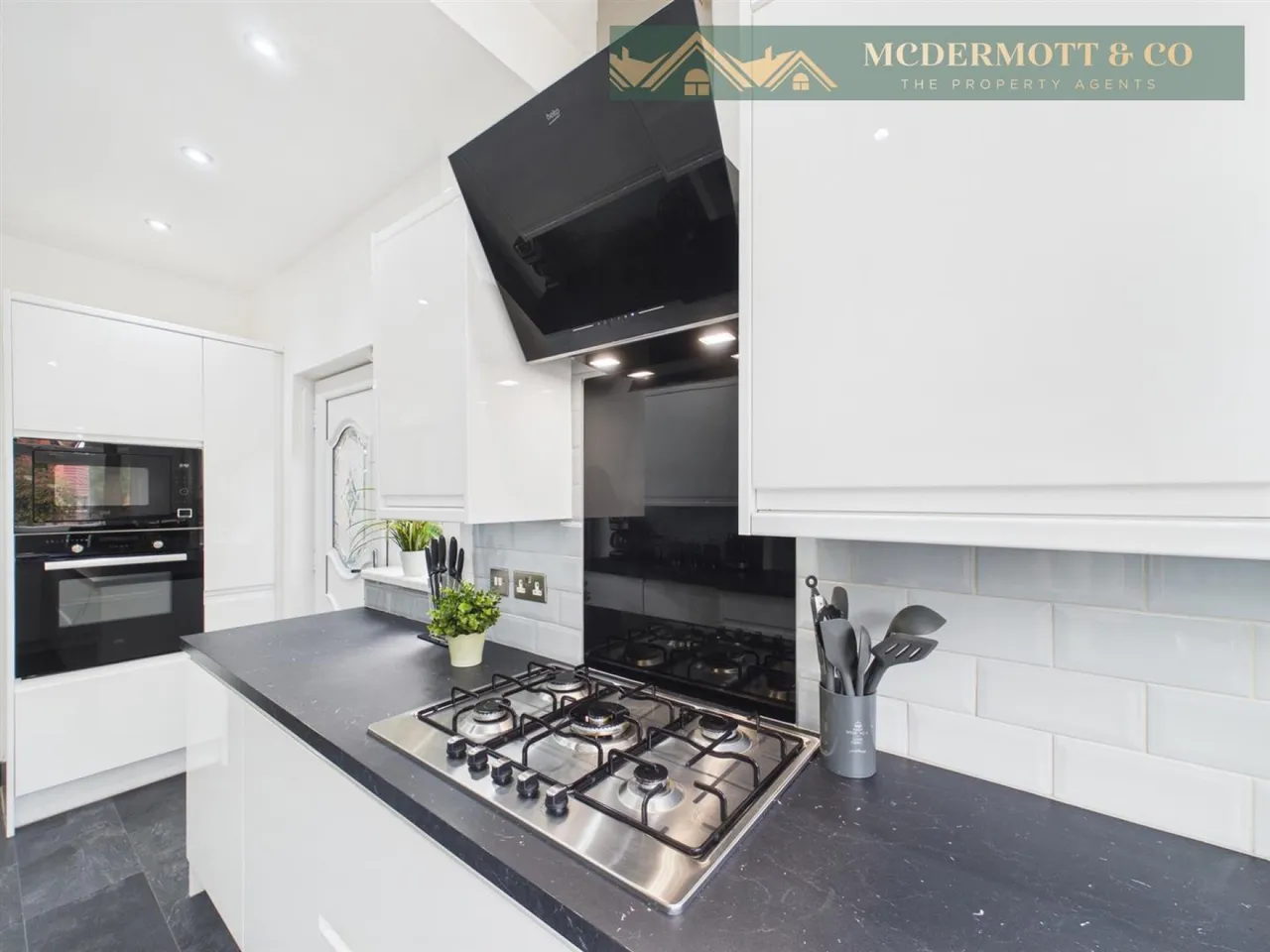 Ingham Street, Clayton Bridge, M40, photo 23