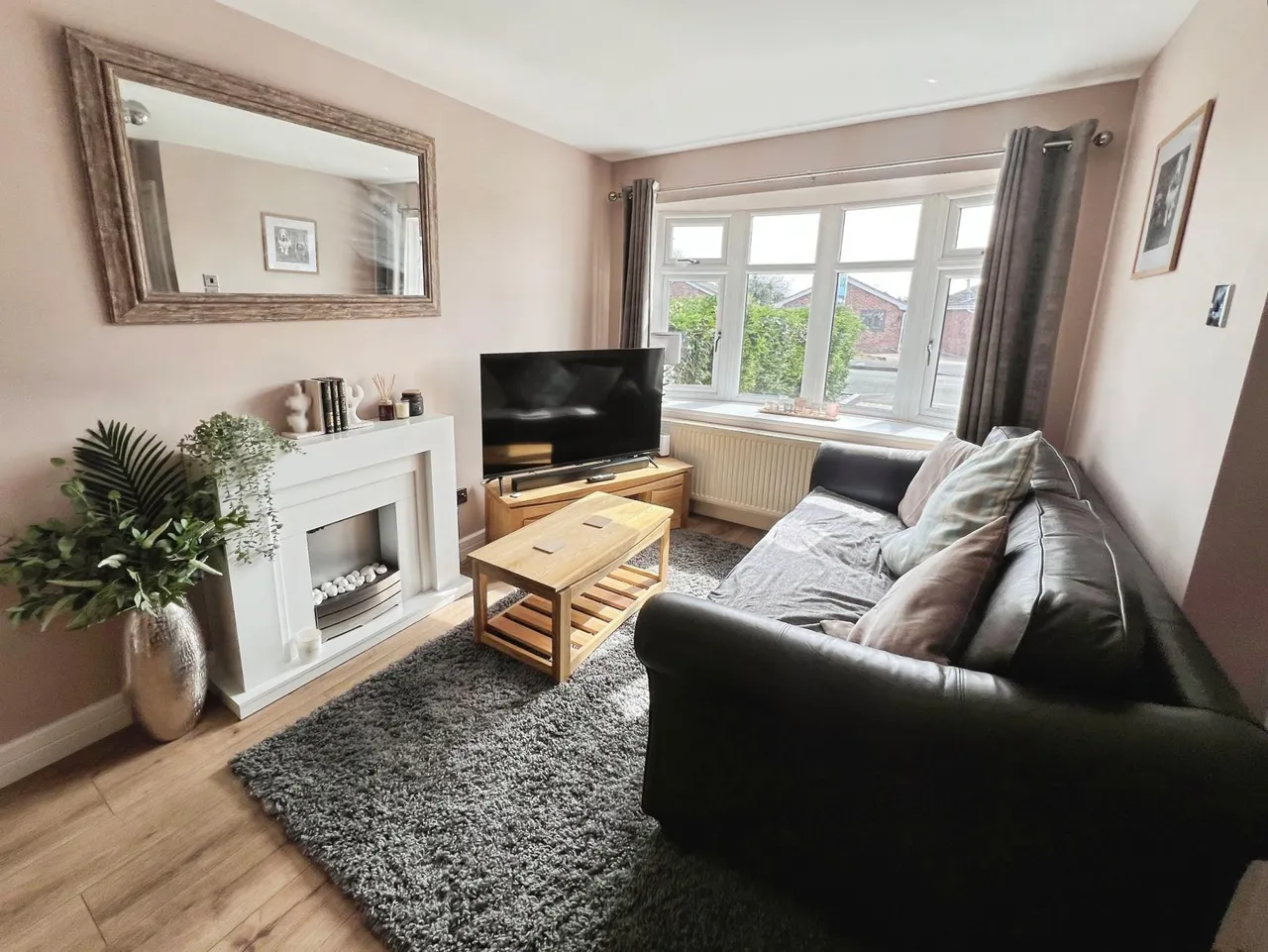 Park Road, Barton-under-Needwood, DE13, photo 8