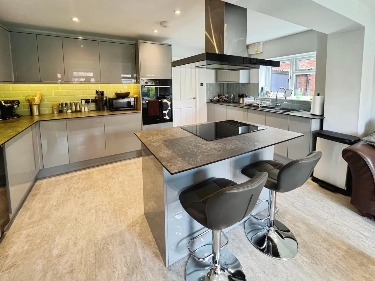Park Road, Barton-under-Needwood, DE13, photo 5