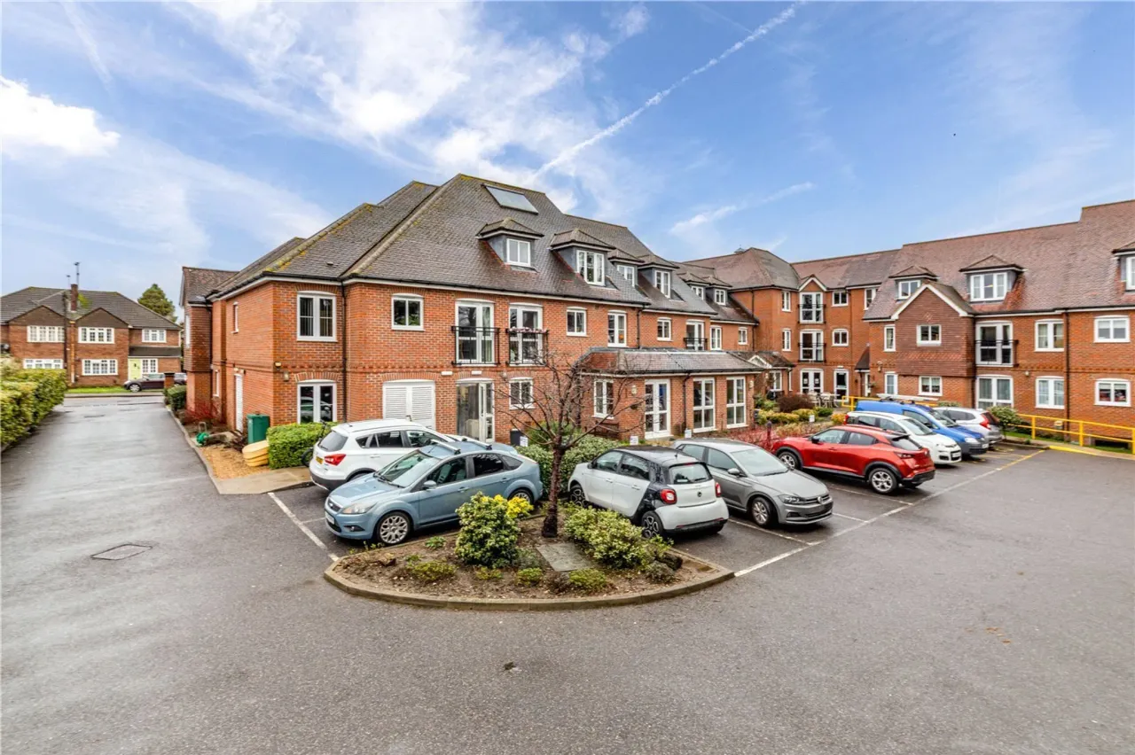 Oyster Lane, Byfleet, West Byfleet, S..., photo 17