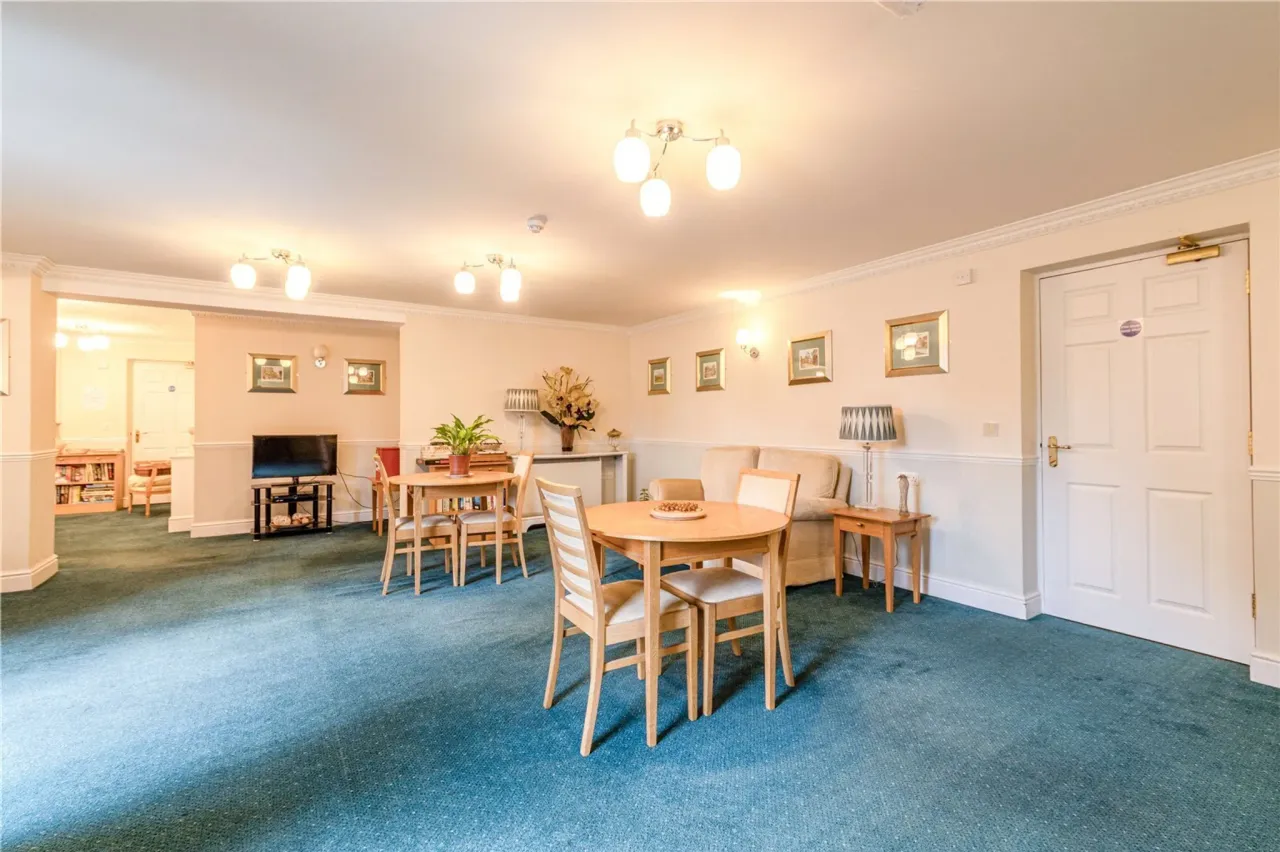 Oyster Lane, Byfleet, West Byfleet, S..., photo 9