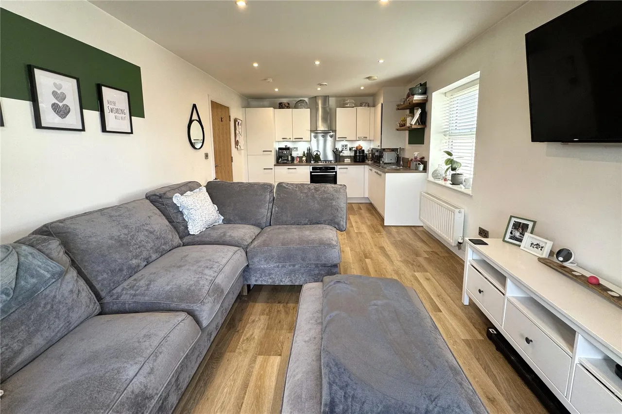 Maybery House, Sopwith Drive, Farnborough, Hampshire, GU14 6GP, photo 8
