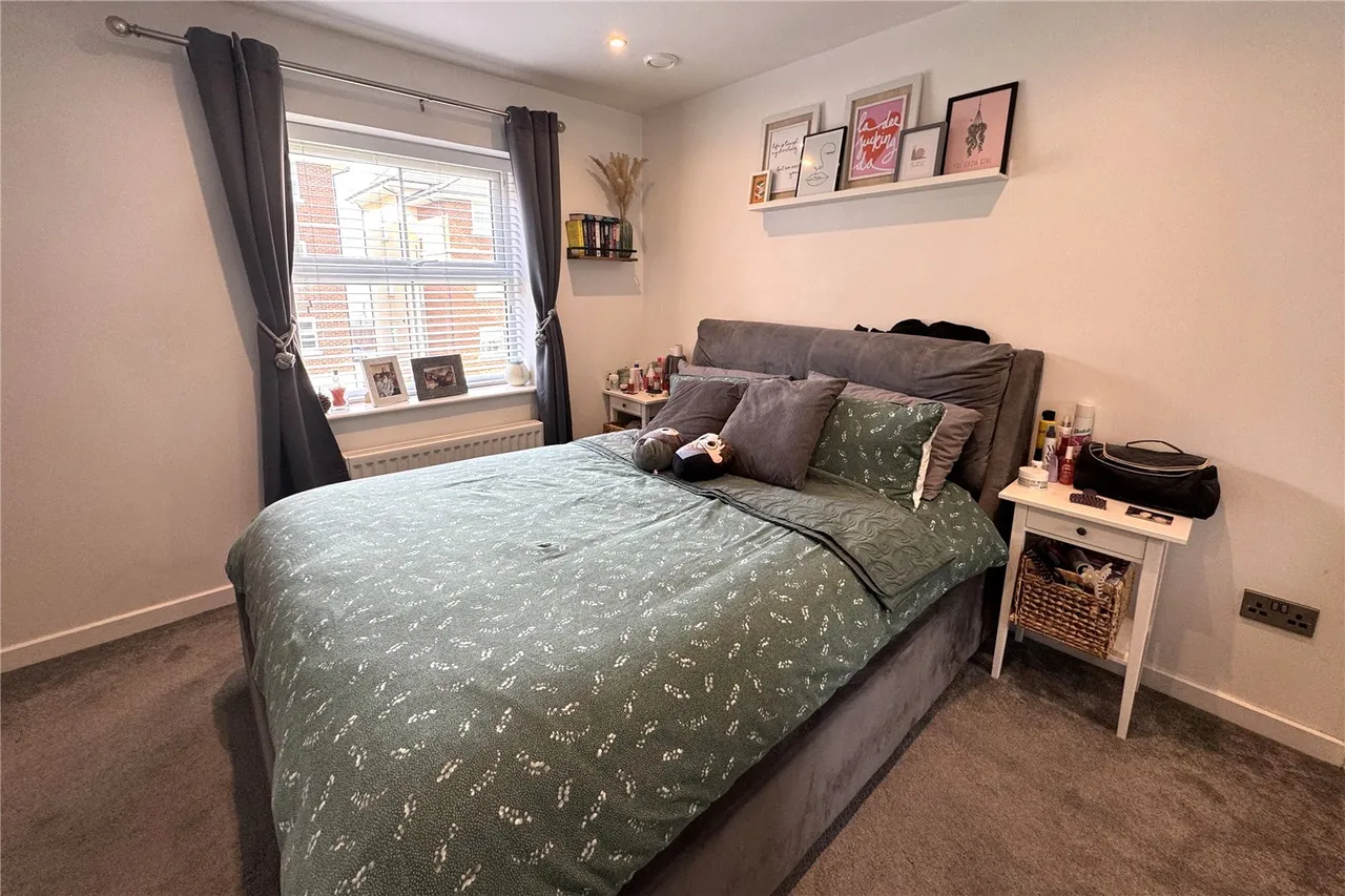 Maybery House, Sopwith Drive, Farnborough, Hampshire, GU14 6GP, photo 11