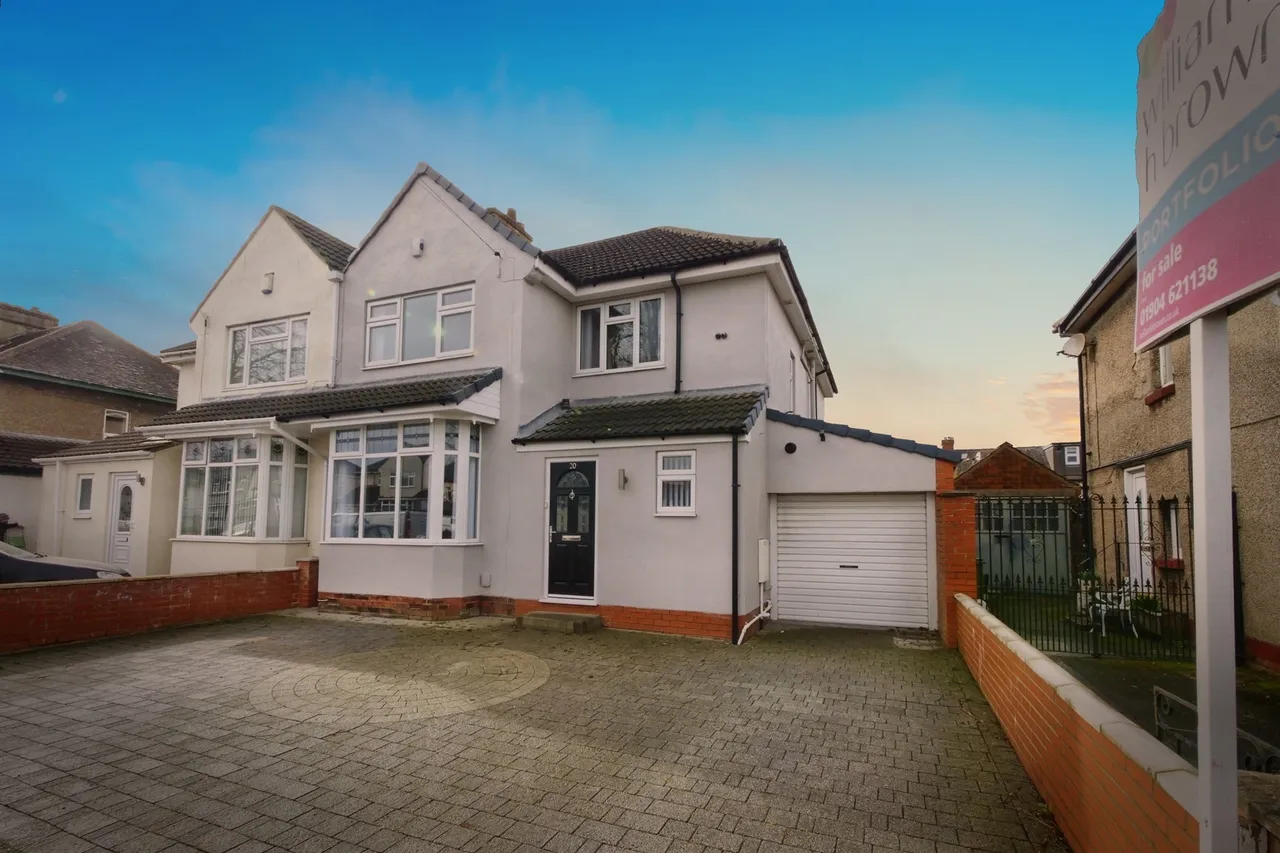 Leeman Road, York, photo 12