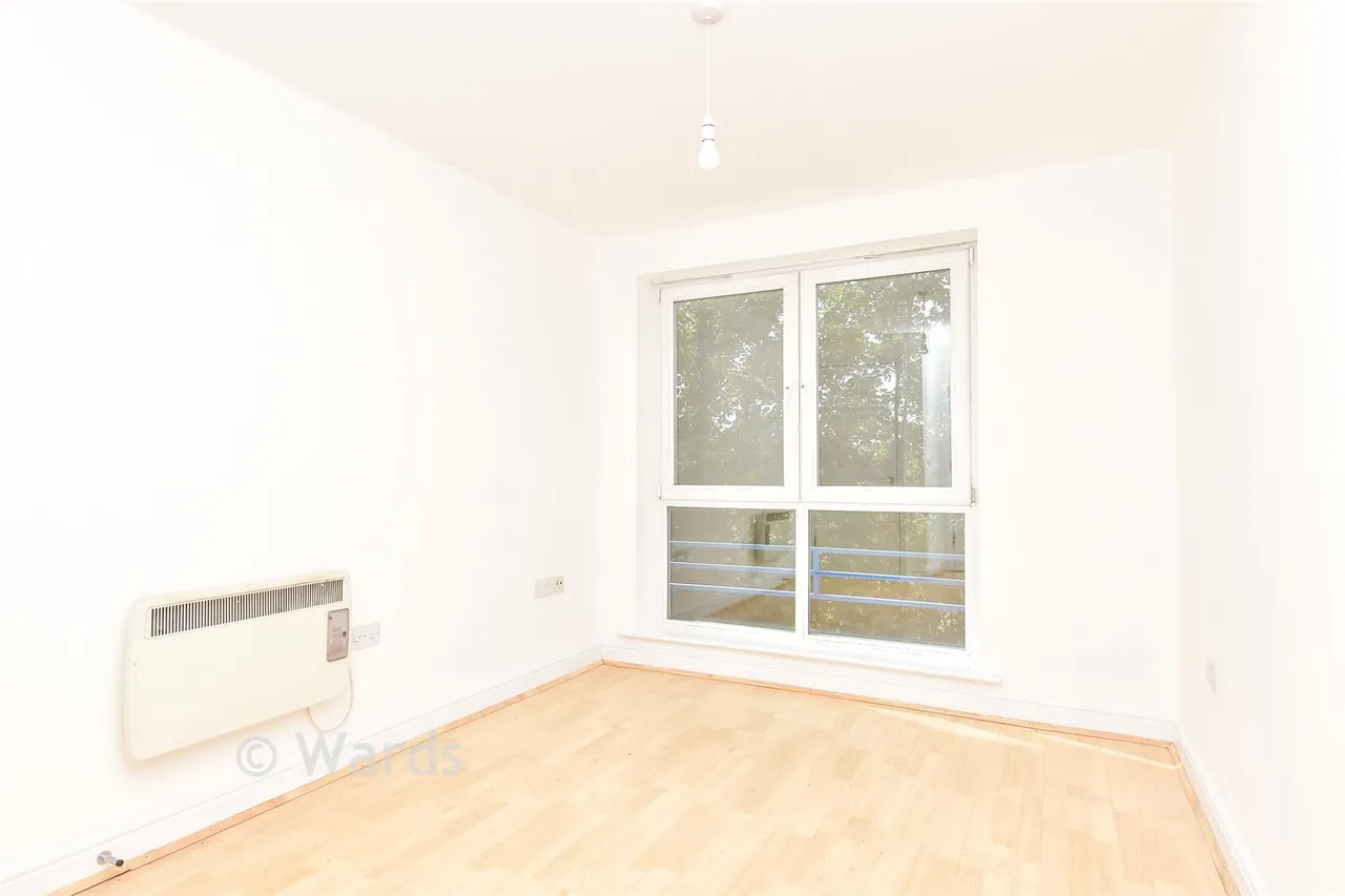 Stuart Road, Gravesend, DA11, photo 2