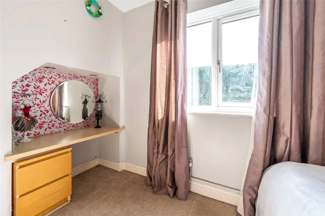 Kirkefields, Guildford, GU2, photo 19
