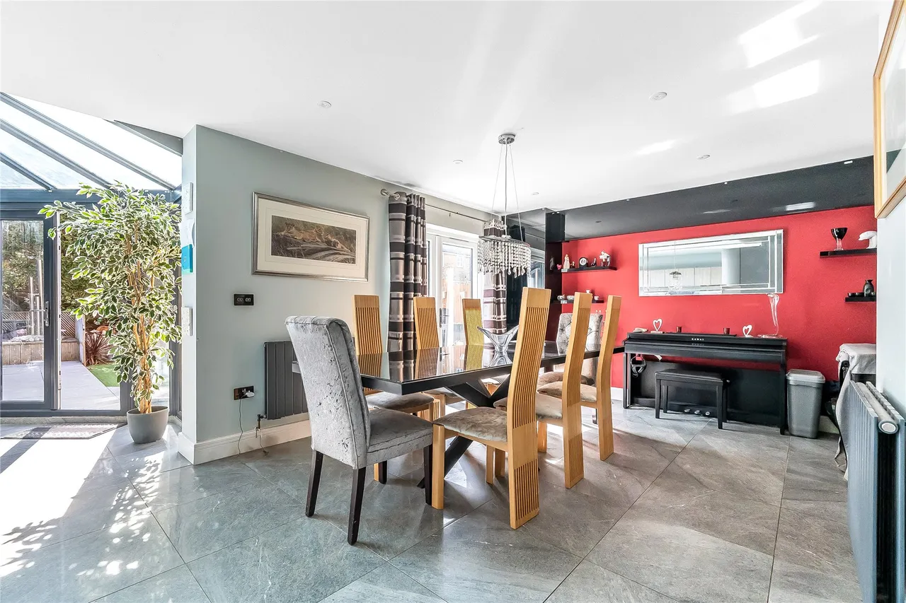 Kirkefields, Guildford, GU2, photo 25