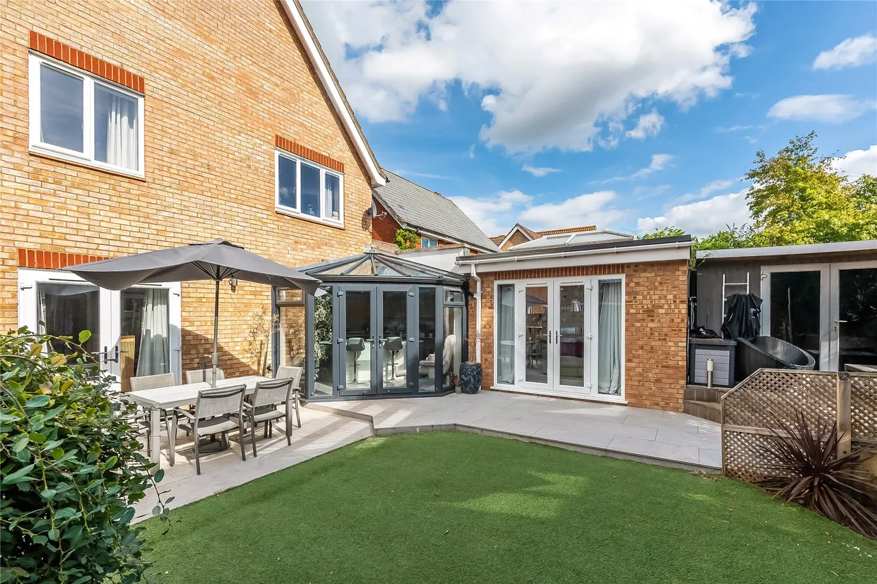 Kirkefields, Guildford, GU2, photo 31