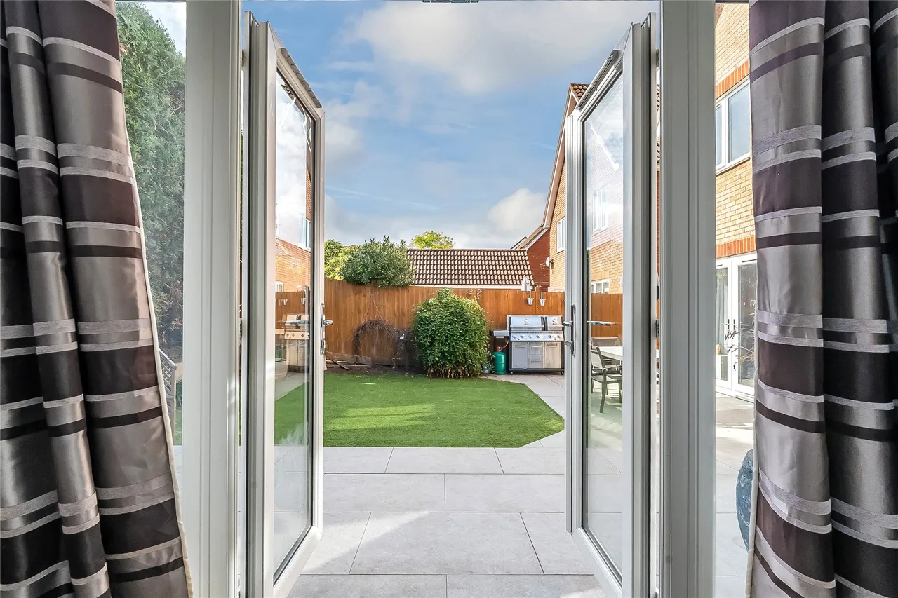 Kirkefields, Guildford, GU2, photo 28