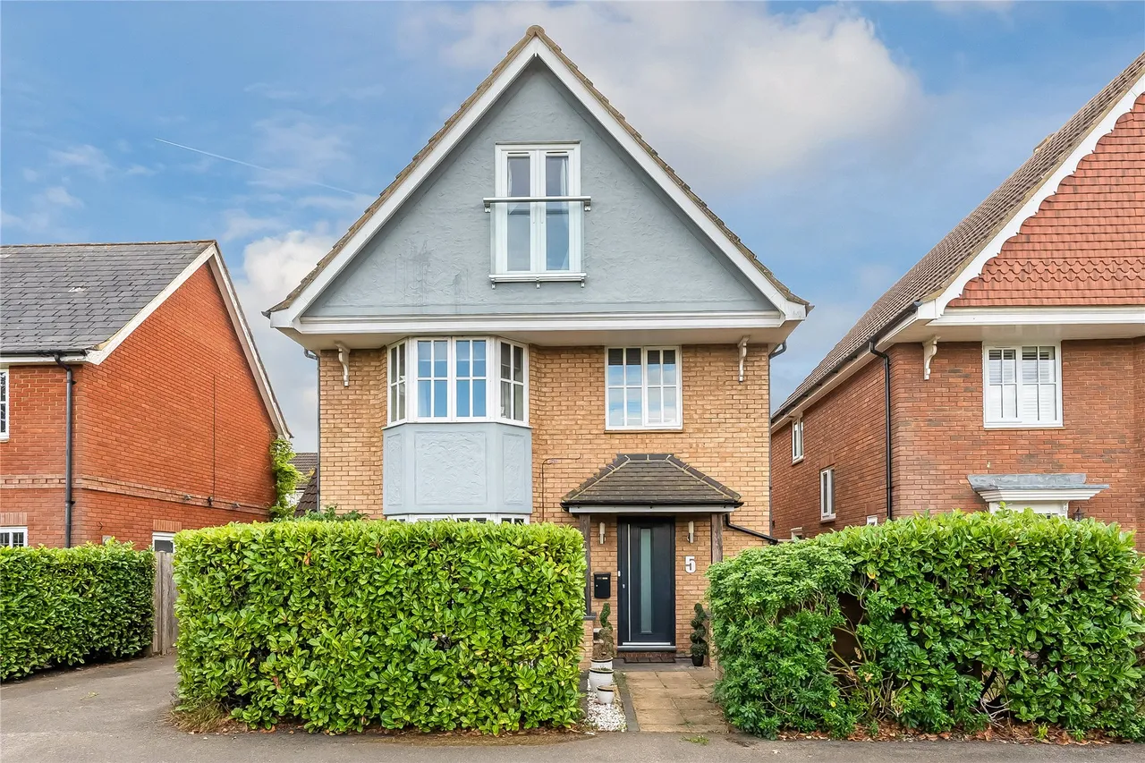 5 bed house for sale, Kirkefields, Guildford, GU2