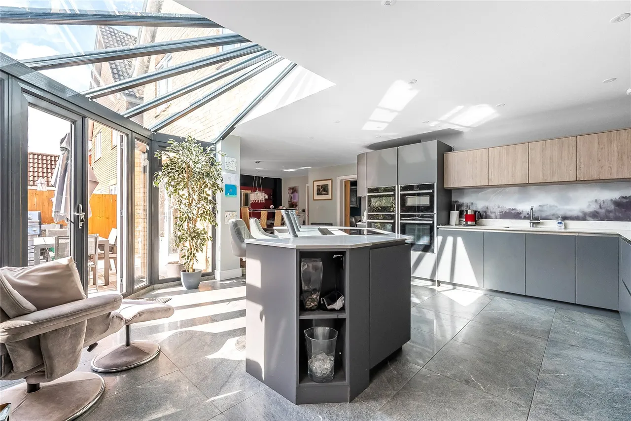 Kirkefields, Guildford, GU2, photo 34
