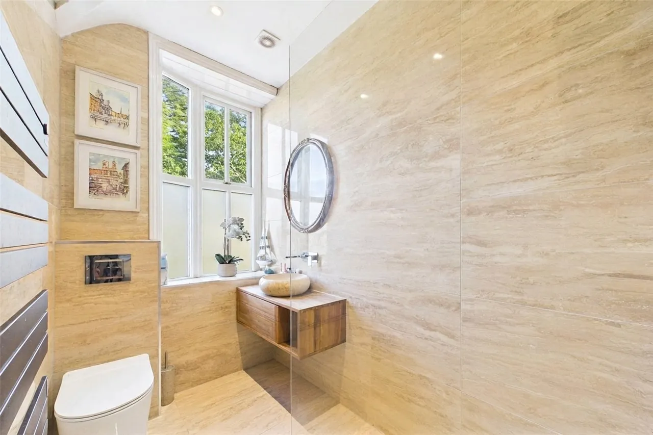 Gordon Avenue, Camberley, GU15, photo 14
