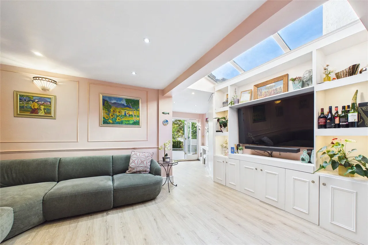 Gordon Avenue, Camberley, GU15, photo 6