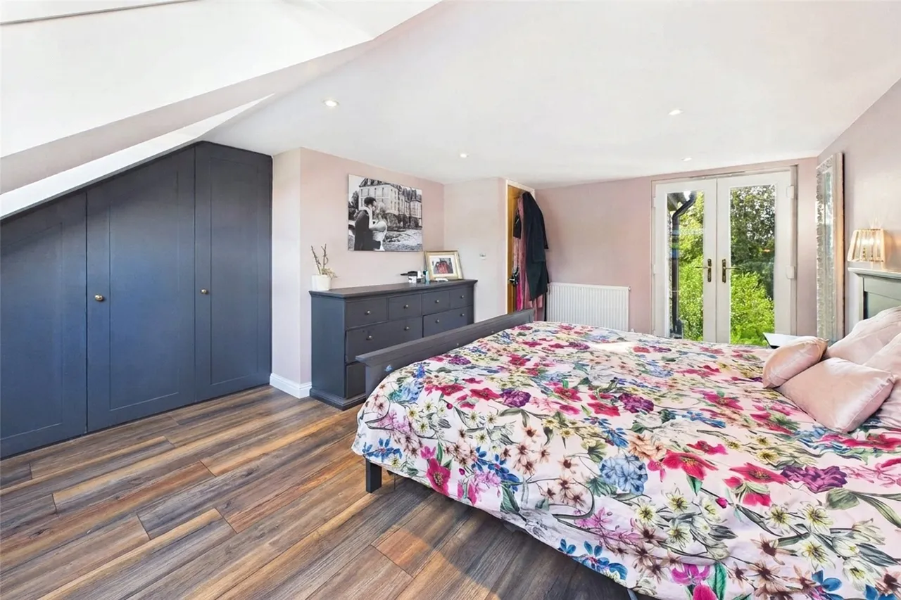 Gordon Avenue, Camberley, GU15, photo 9